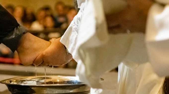 Missa da Ceia do Senhor destaca humildade e serviço na Catedral São Pedro de Alcântara