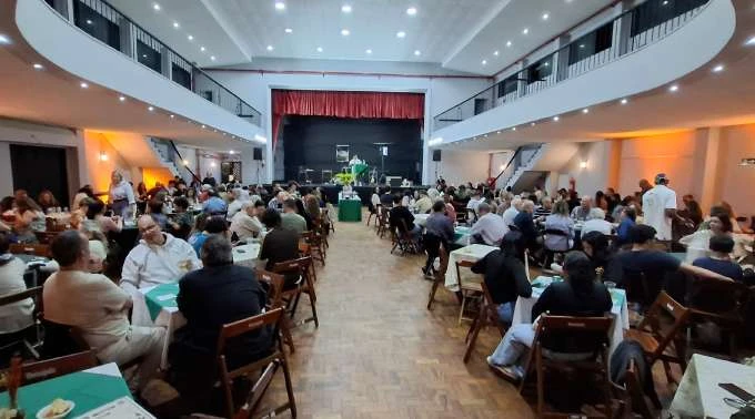 Noite de Caldos reúne famílias e amigos em benefício do 47º ECC da Catedral