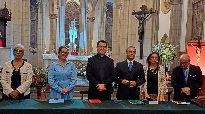 Leia mais sobre o artigo Noite histórica na Catedral São Pedro de Alcântara!